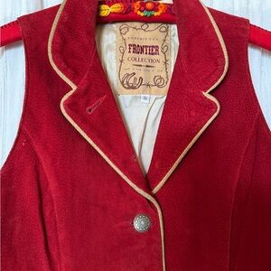 Red Pig Suede Leather Western Women’s Vest Size S